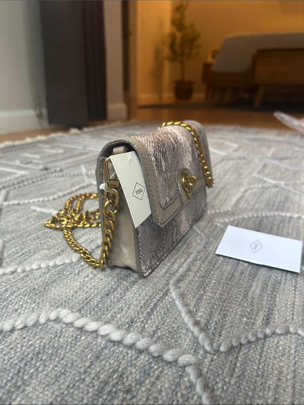 NWT Authentic Fossil Ainsley Snake-Print Clutch/Wallet w Detachable Chain - Picture 4 of 16